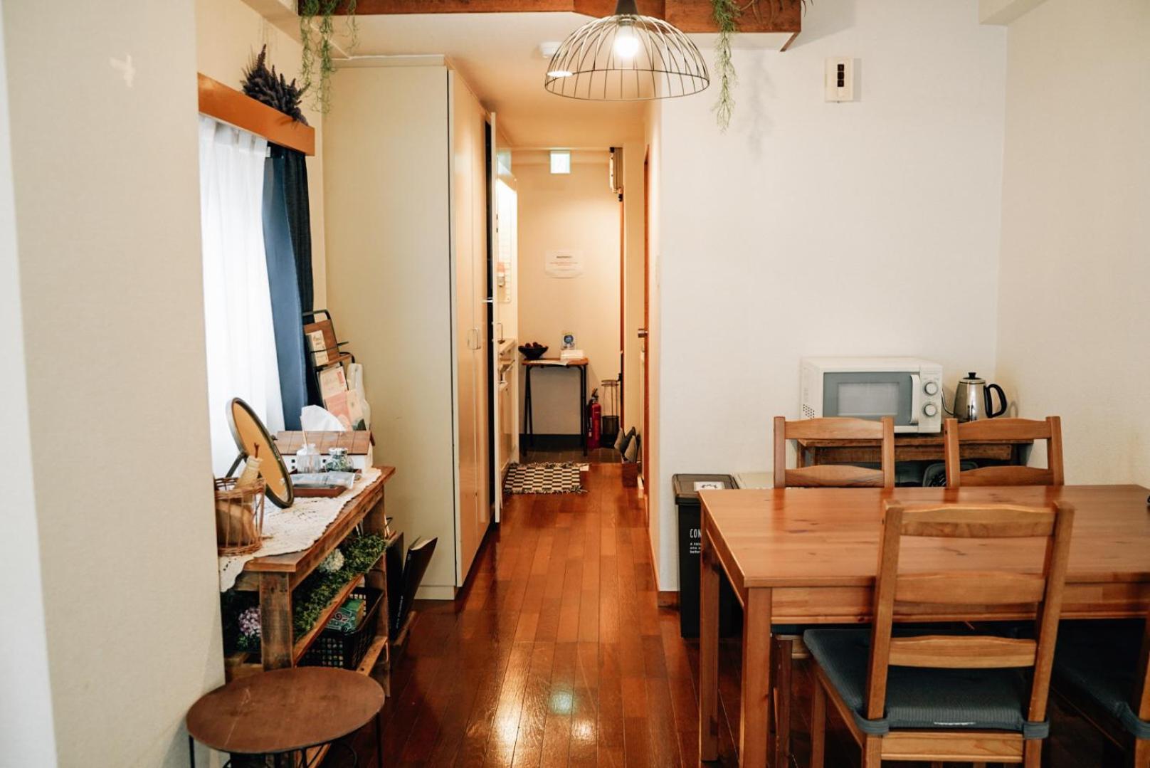 Tipy Records Inn Room Odawara Rum bild